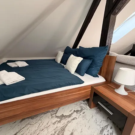 Loft With Parking Apartment