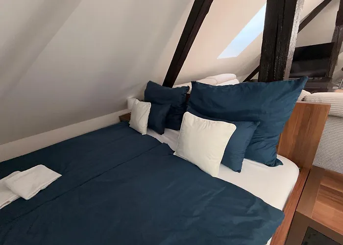 Loft With Parking Apartment